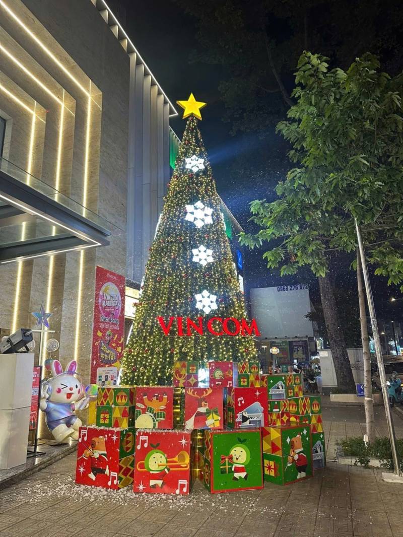 Báo Giá Trang Trí Cây Thông Noel Tại Quận Gò Vấp. Ảnh 4
